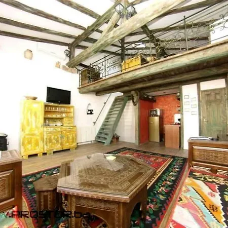 Luxhouse Orient *